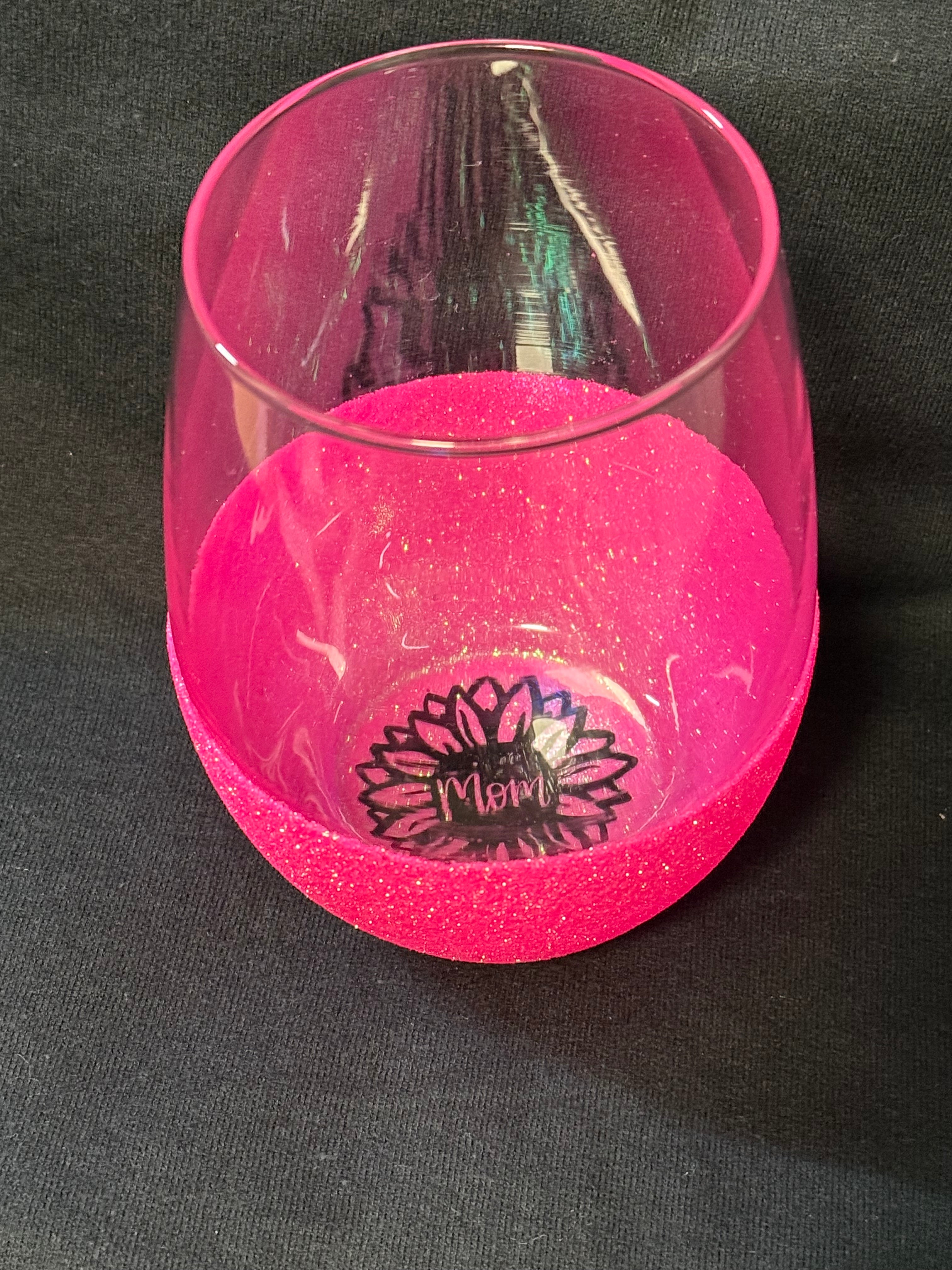 “Mom” Wine Glass